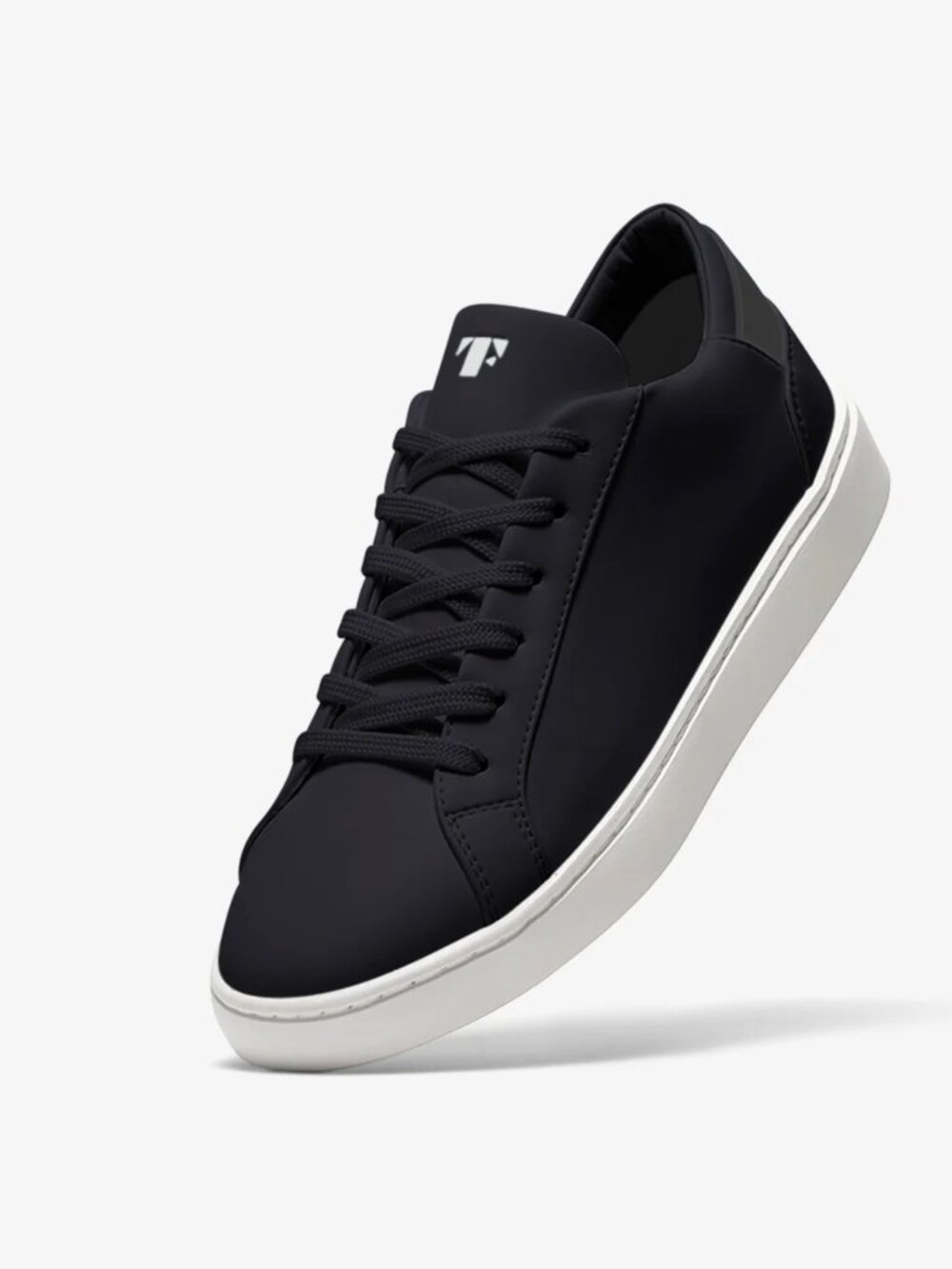 Thousand Fell Lace Up Shoes - Black/White